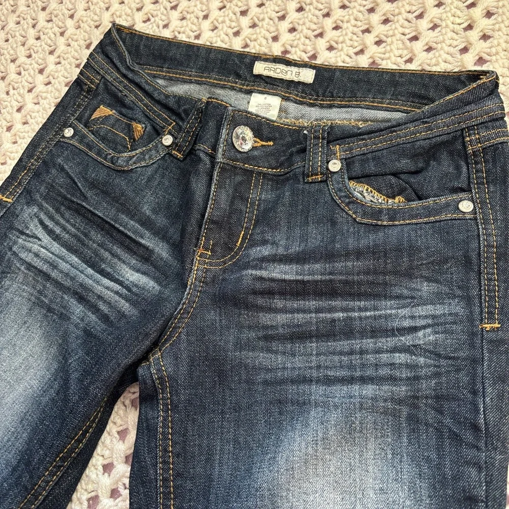 Arden B Embellished Back Pocket Bootcut Flare Jeans Women's Sz 6 W30 Dark Blue.